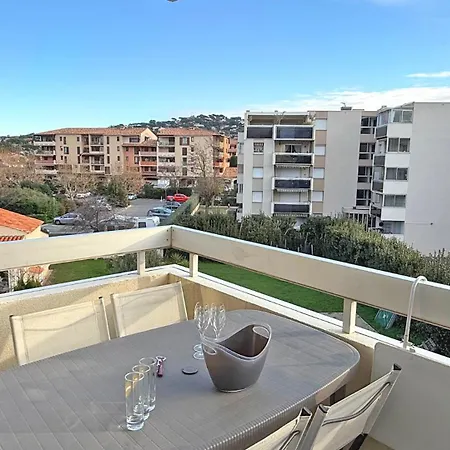 Les Coralies Apartment *